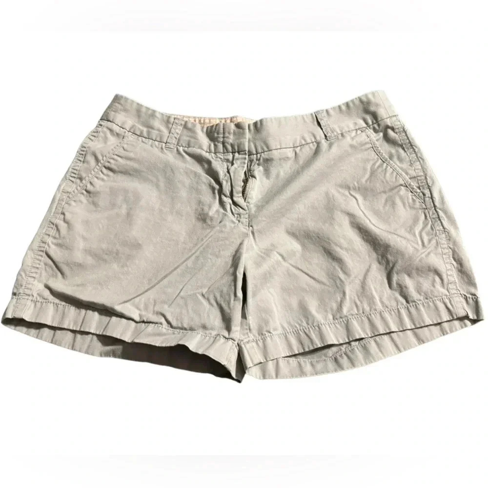 Women’s J Crew Chino Shorts. size 8.